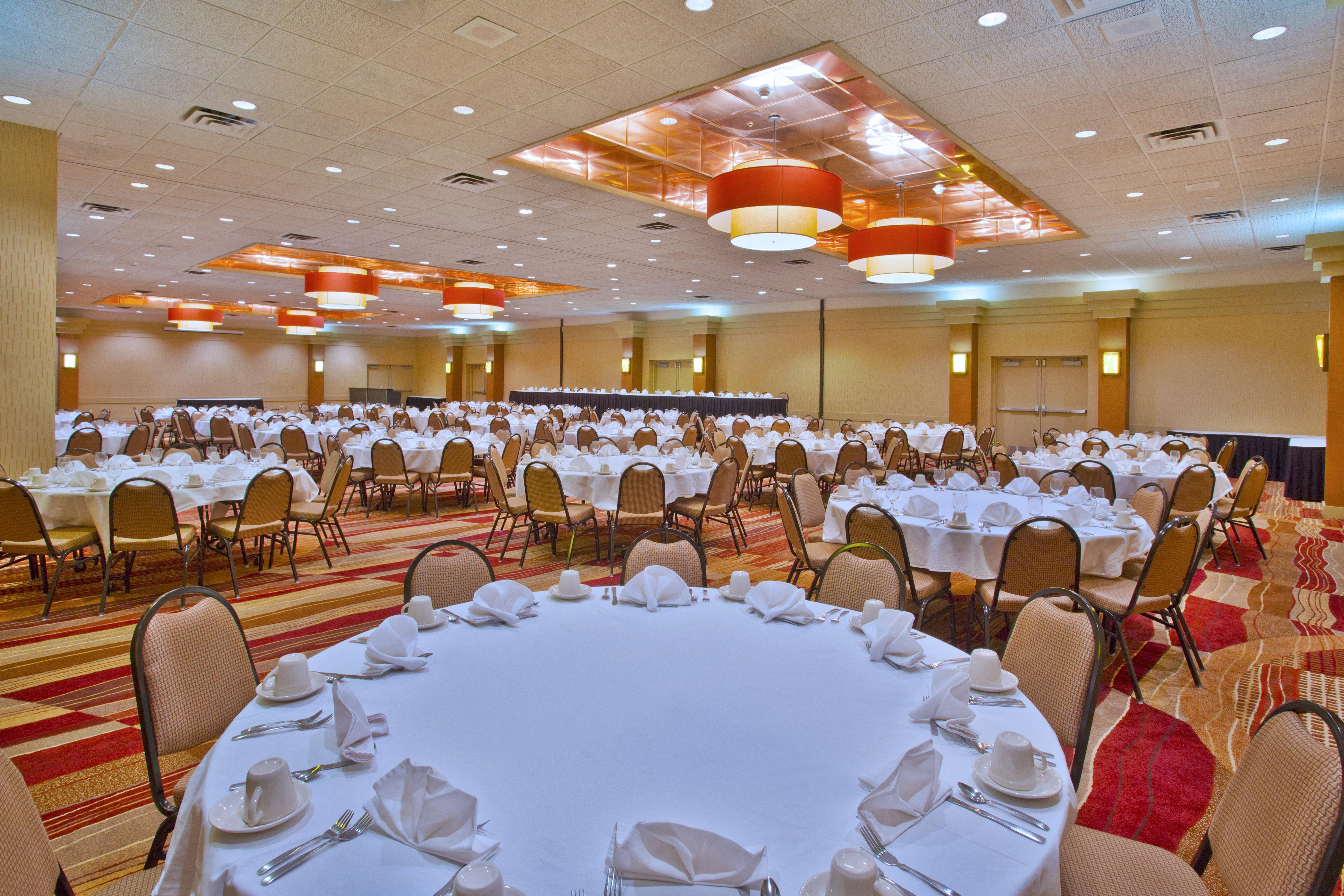 Holiday Inn - Manitowoc Bagian luar foto