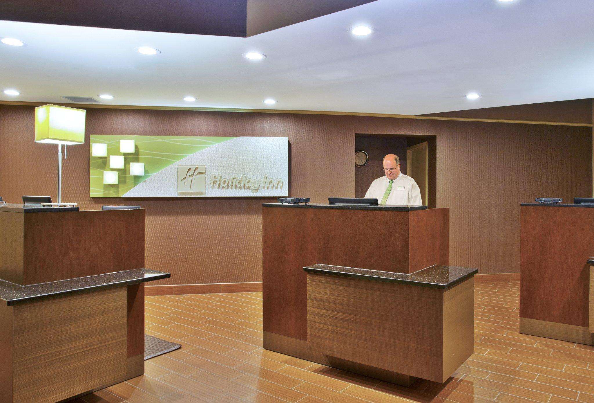 Holiday Inn - Manitowoc Bagian luar foto