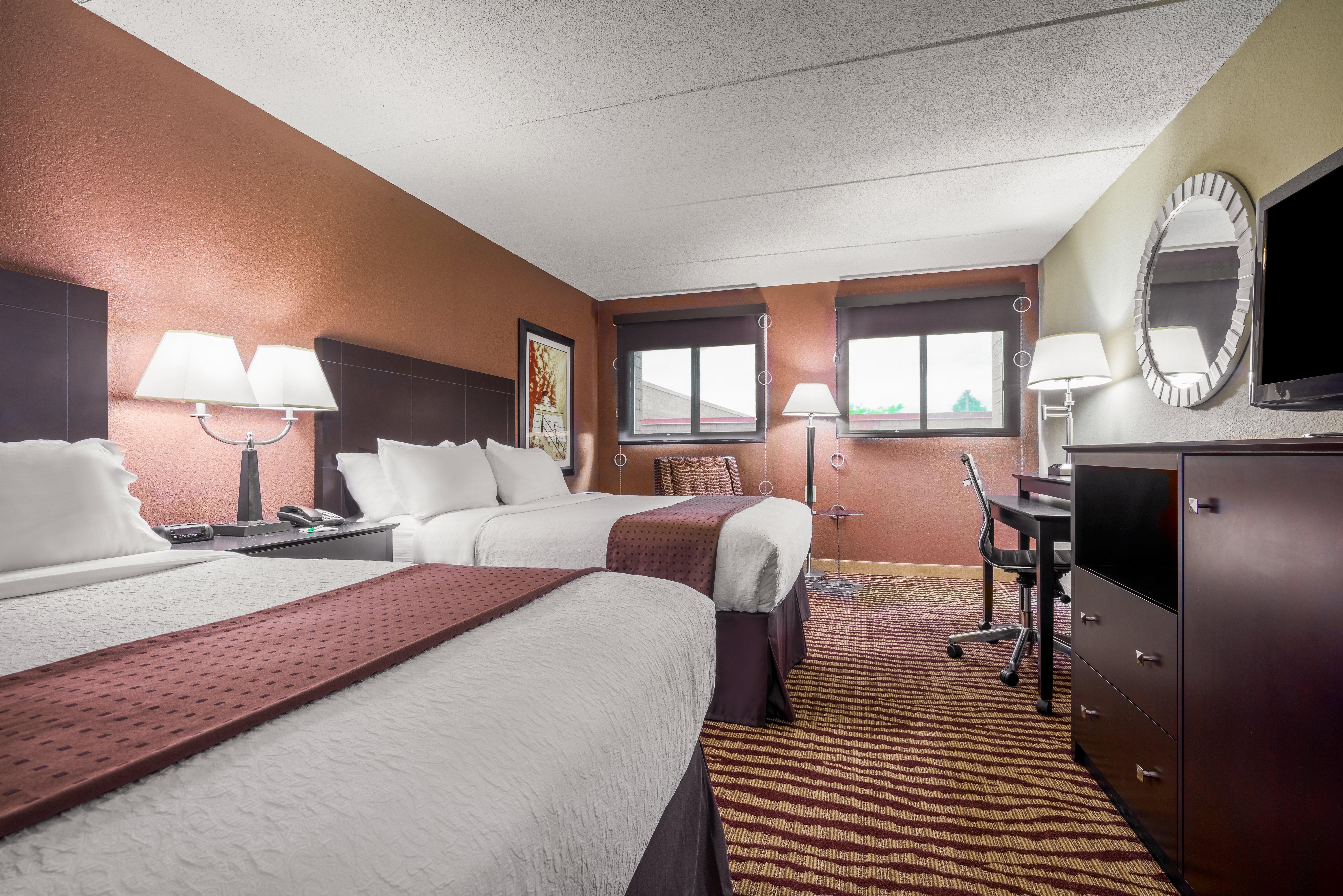 Holiday Inn - Manitowoc Bagian luar foto