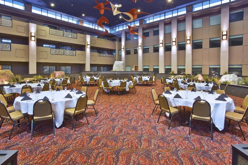 Holiday Inn - Manitowoc Bagian luar foto